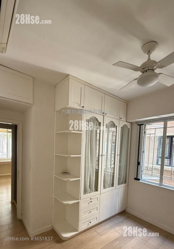 康福台8号 售盘 3 房 , 2 浴室 836 平方尺