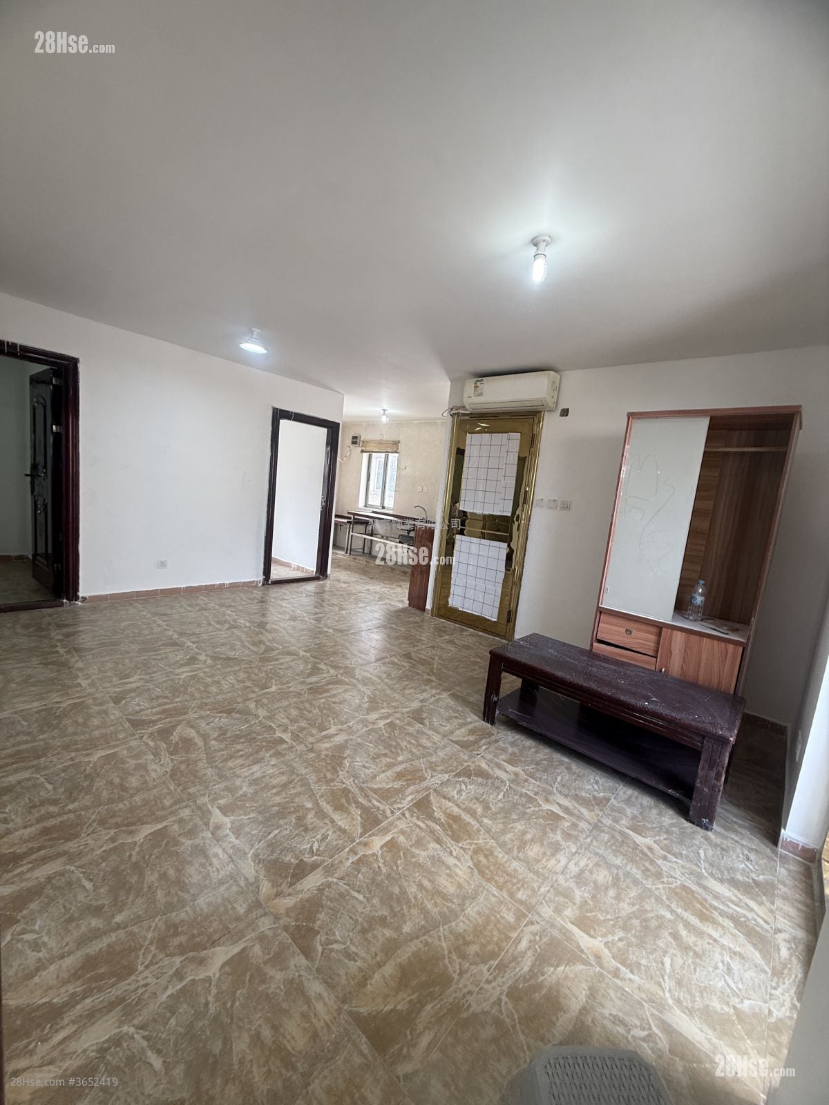 村屋 售盘 3 房 , 1 浴室