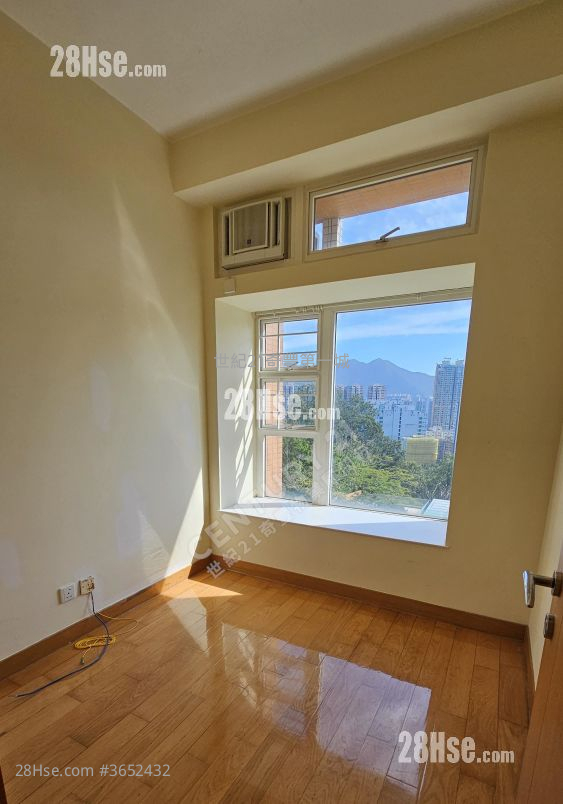 晋名峰 售盘 3 房 , 2 浴室 753 平方尺