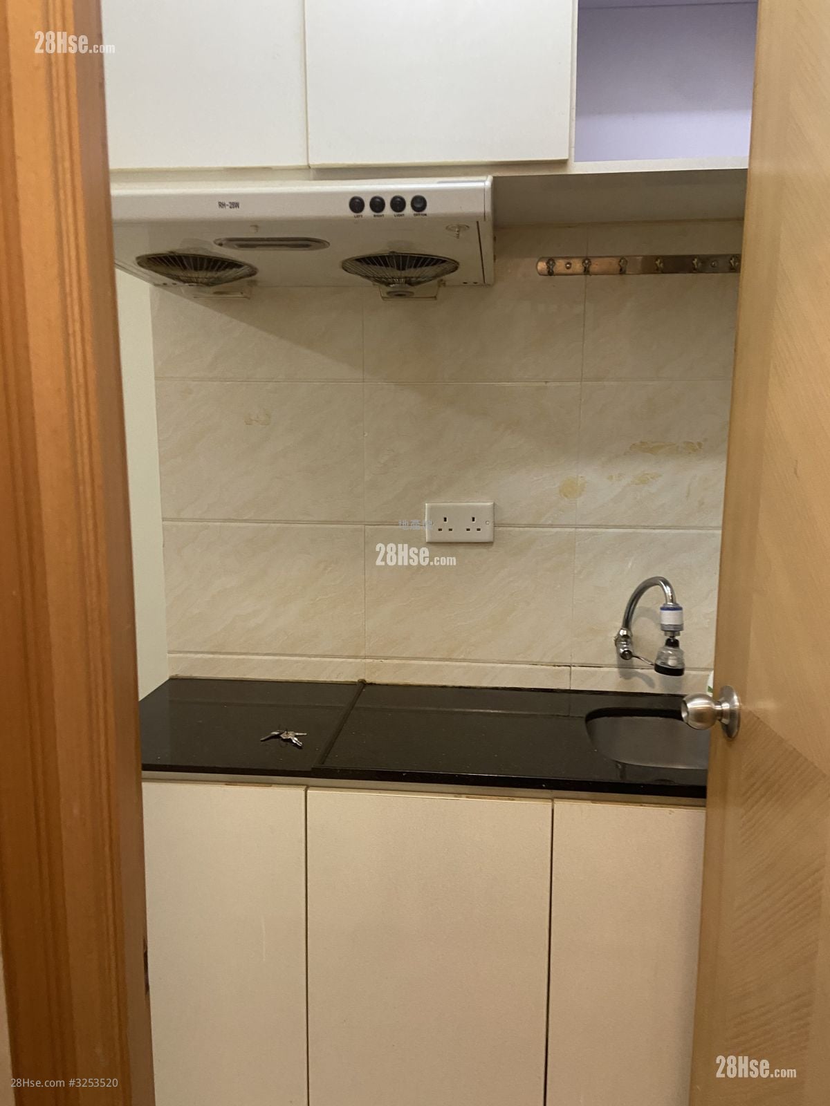 Hiu Wah Building Rental Studio , 1 Bathroom 100 ft²