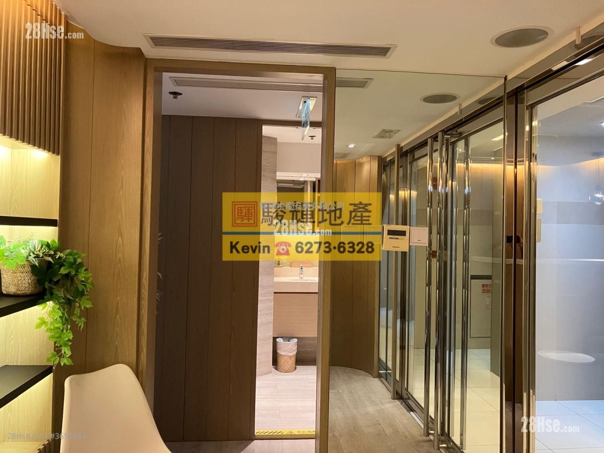 合亚广场 租盘 4 房 , 4 厕所