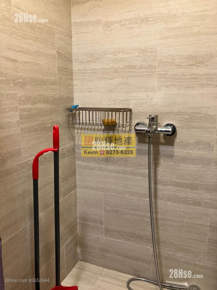 合亚广场 租盘 4 房 , 4 厕所