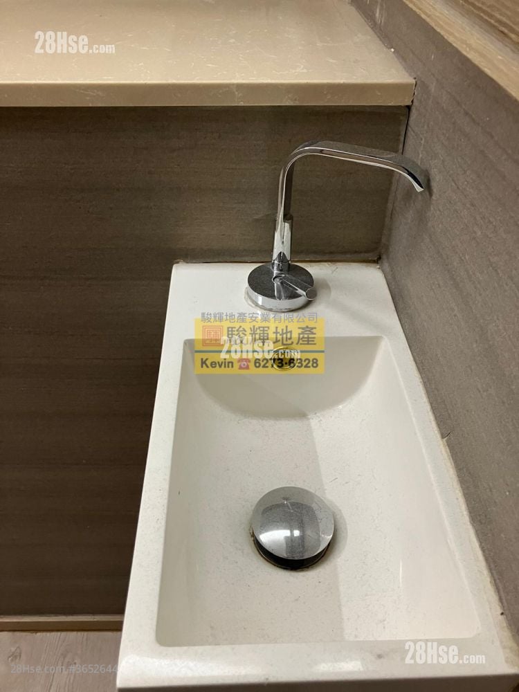 合亚广场 租盘 4 房 , 4 厕所