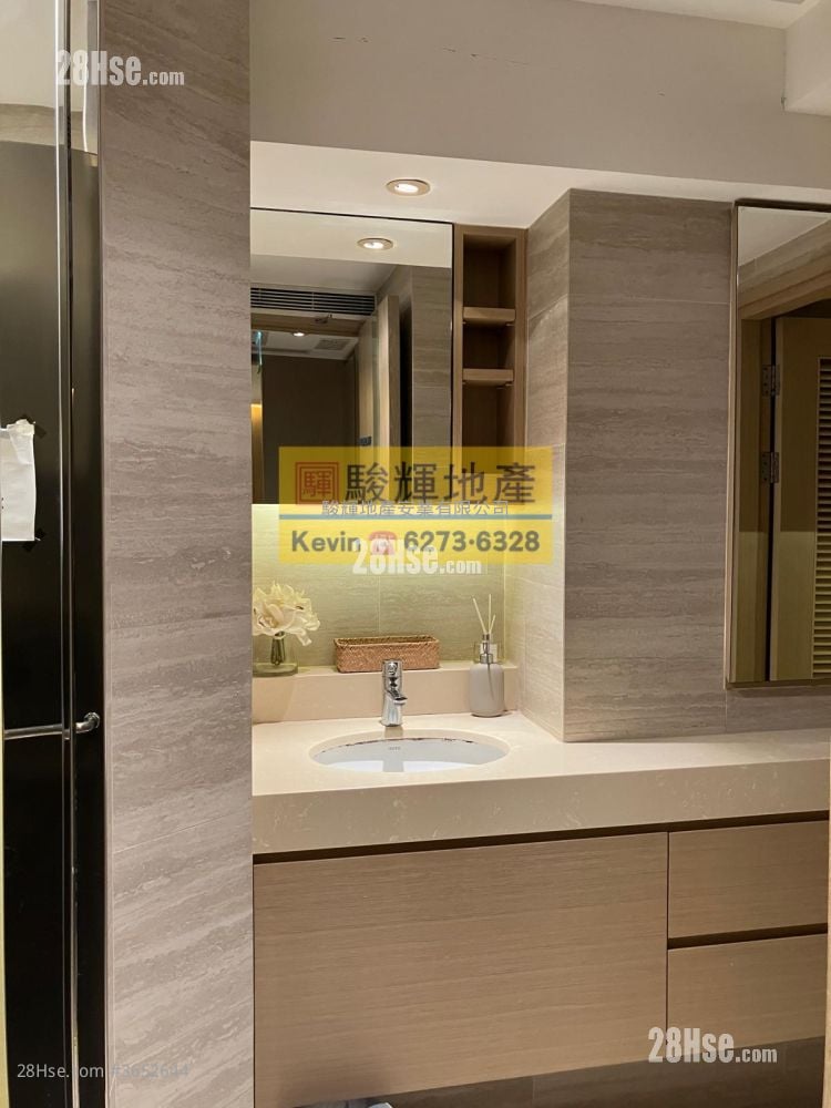 合亚广场 租盘 4 房 , 4 厕所