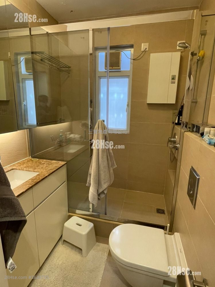 Greenview Gardens Sell 4 Bedrooms , 2 Bathrooms 1,322 ft²