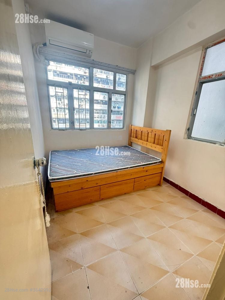 Po Teck Mansion Sell 2 Bedrooms , 1 Bathroom 367 ft²