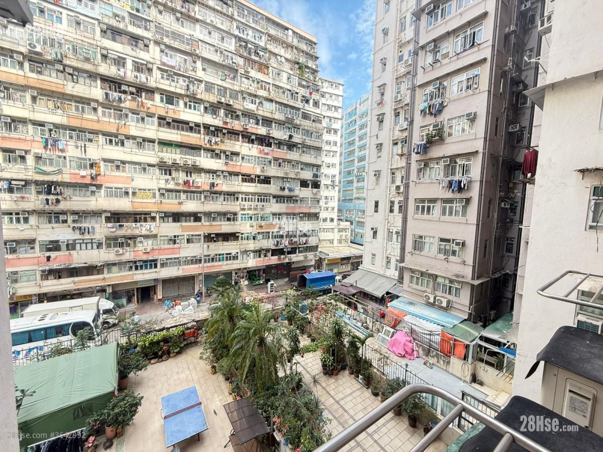 Po Teck Mansion Sell 2 Bedrooms , 1 Bathroom 367 ft²