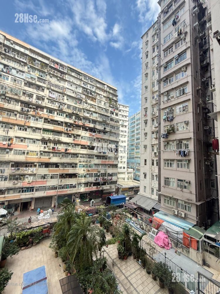 Po Teck Mansion Sell 2 Bedrooms , 1 Bathroom 367 ft²