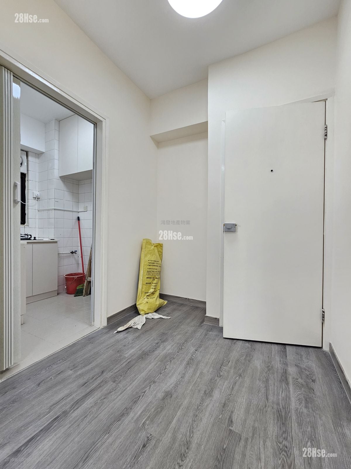 荔香大厦 售盘 1 房 , 1 浴室 302 平方尺