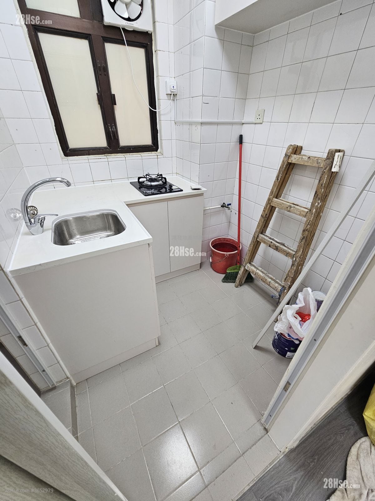 荔香大厦 售盘 1 房 , 1 浴室 302 平方尺