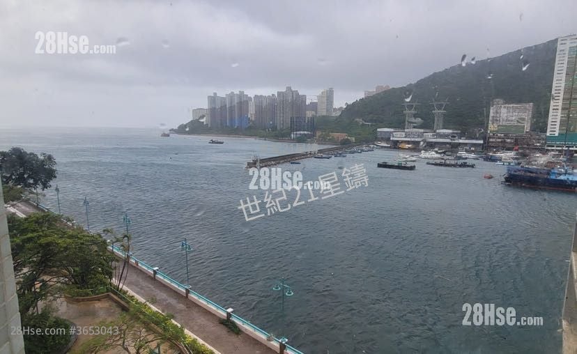 South Horizons Rental 3 Bedrooms , 2 Bathrooms 730 ft²