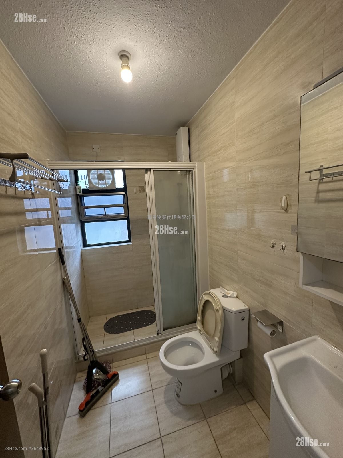 Tsing Chuen Wai Rental 3 Bedrooms , 2 Bathrooms 653 ft²