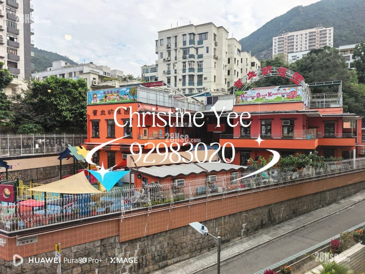 Waiga Mansion Rental 3 Bedrooms , 2 Bathrooms 1,097 ft²