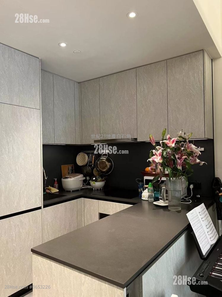 Ontolo Sell 1 Bedroom , 1 Bathroom 421 ft²