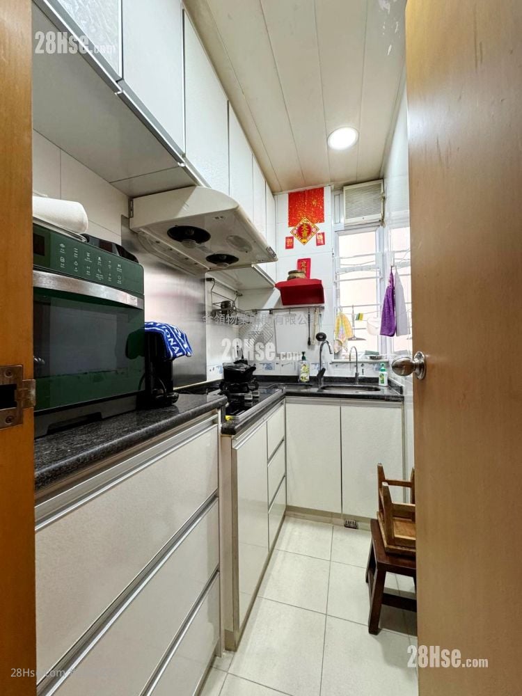 友诚大厦 售盘 1 房 , 1 浴室 336 平方尺