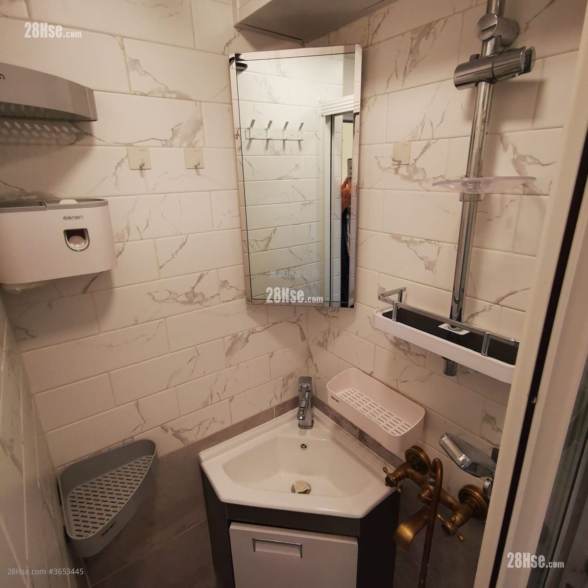 单幢楼房 租盘 开放式间隔 , 1 浴室 130 平方尺