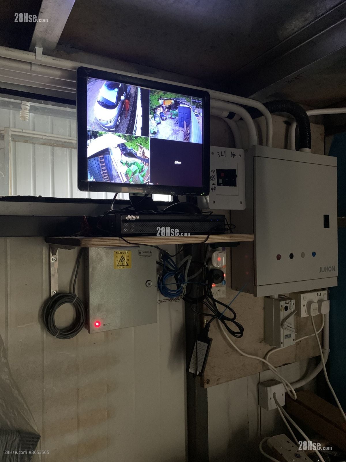 Yuen Long Pat Heung Rental 3 Bedrooms , 1 Bathroom 2,000 ft²