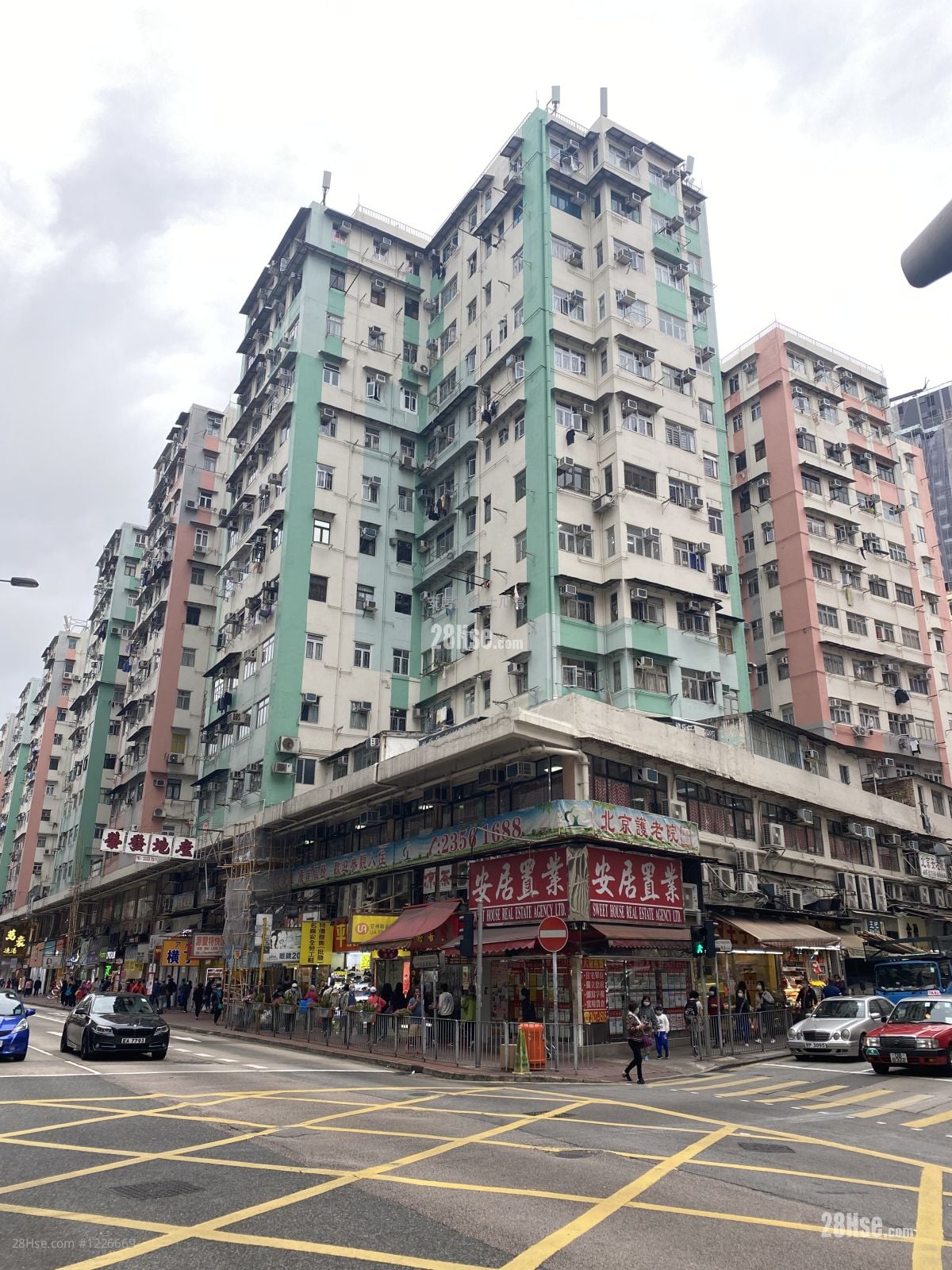 Honour Building Sell 2 Bedrooms , 1 Bathroom 368 ft²