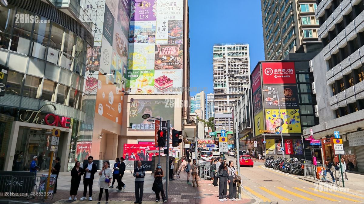 Lising Court Sell 2 Bedrooms , 1 Bathroom 325 ft²