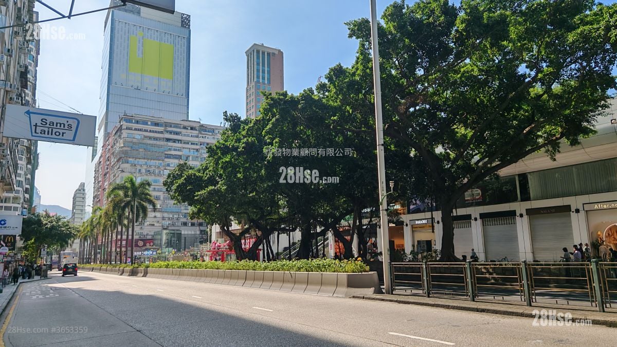 Lising Court Sell 2 Bedrooms , 1 Bathroom 325 ft²