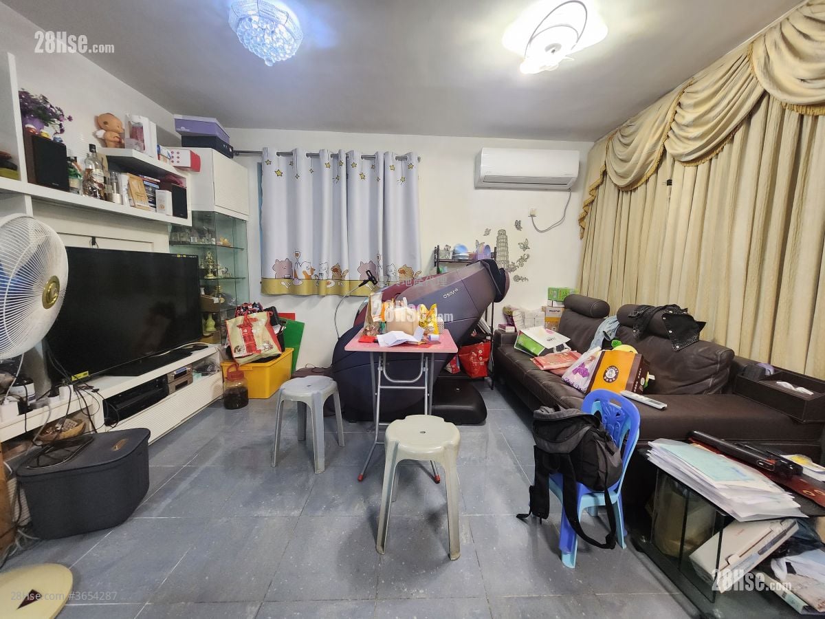 村屋 售盘 3 房 , 2 浴室