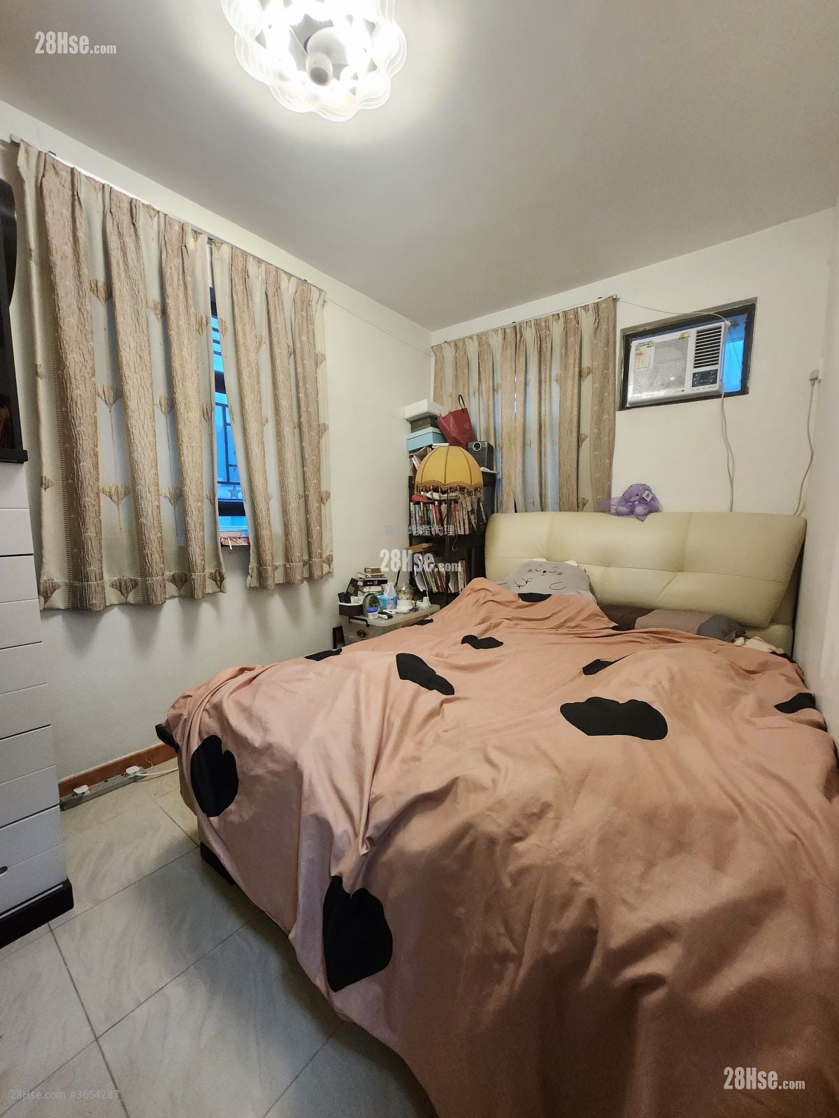 村屋 售盘 3 房 , 2 浴室