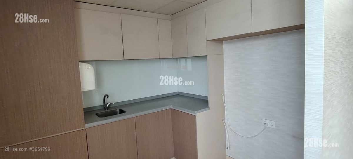 Golden Industrial Building Rental 4 Bedrooms , 2 Toilets