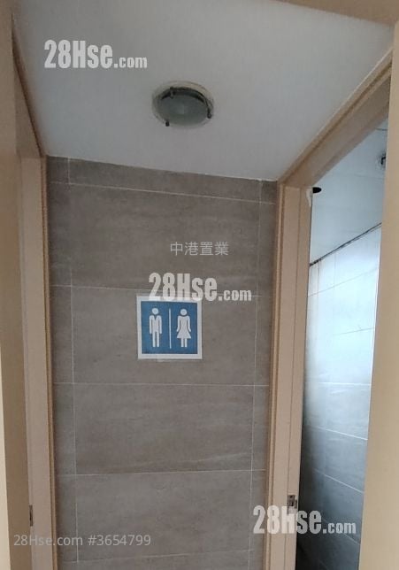 Golden Industrial Building Rental 4 Bedrooms , 2 Toilets