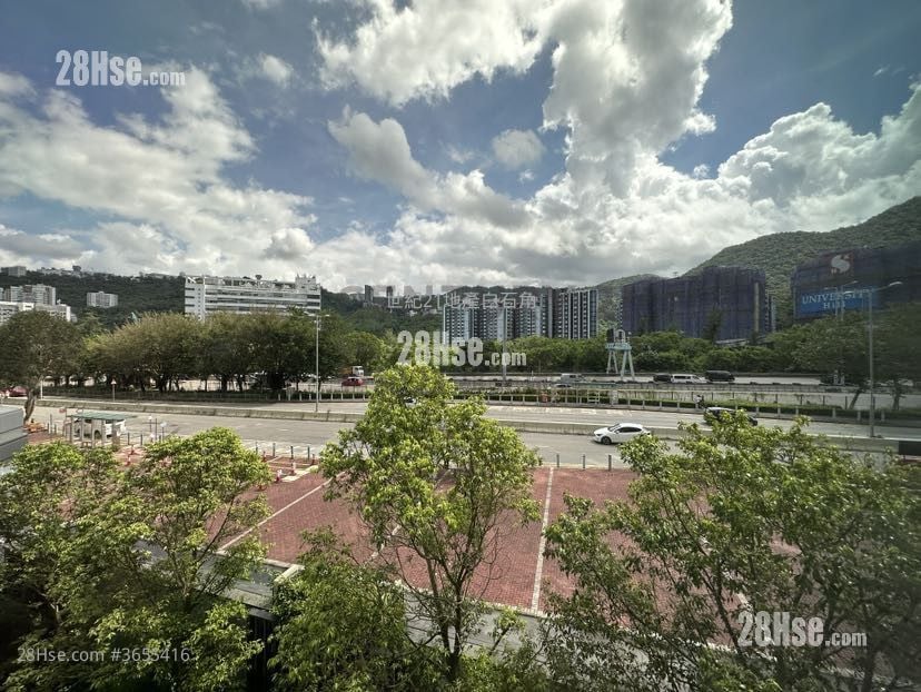 雲滙 租盤 605 平方呎