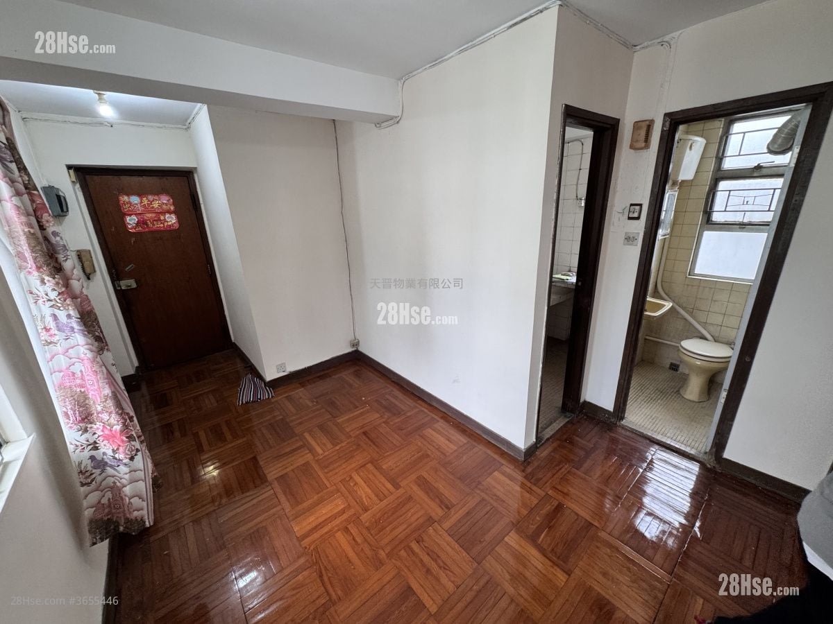 Double Mansion Sell 2 Bedrooms , 1 Bathroom 291 ft²