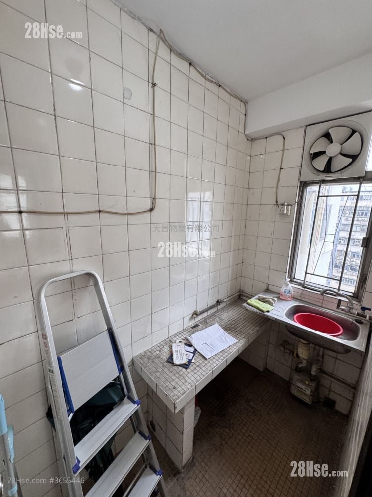 Double Mansion Sell 2 Bedrooms , 1 Bathroom 291 ft²