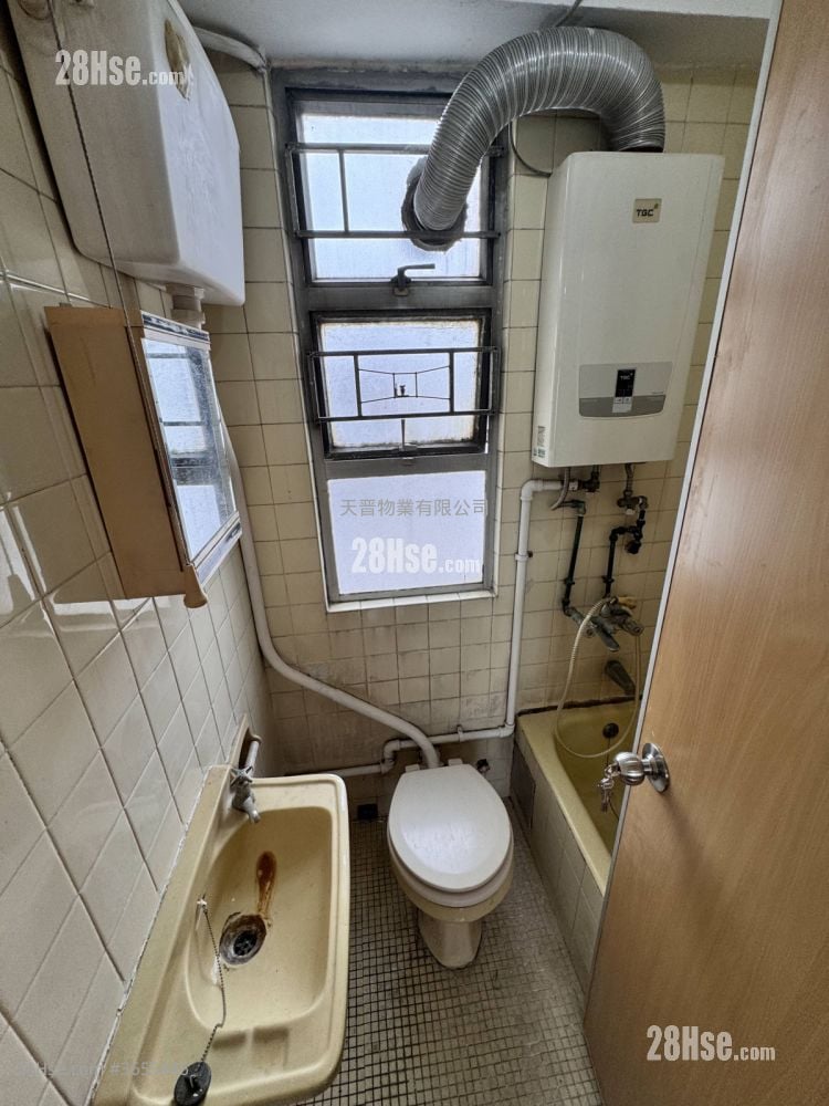 Double Mansion Sell 2 Bedrooms , 1 Bathroom 291 ft²