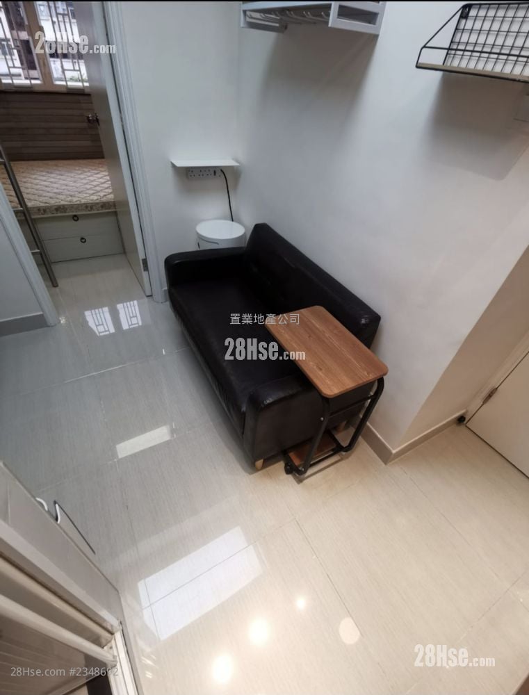 单幢楼房 租盘 1 房 , 1 浴室 170 平方尺