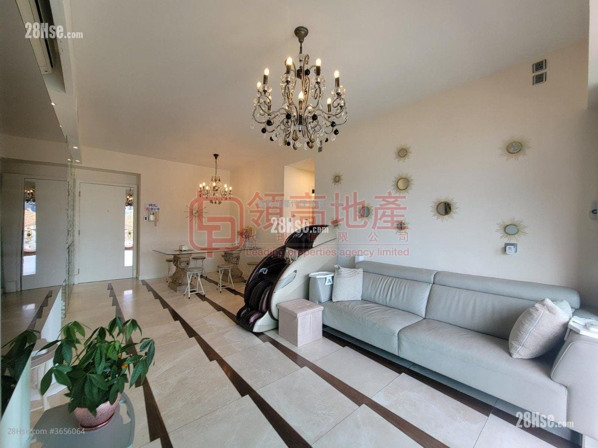 The Arch Sell 3 Bedrooms , 2 Bathrooms 934 ft²