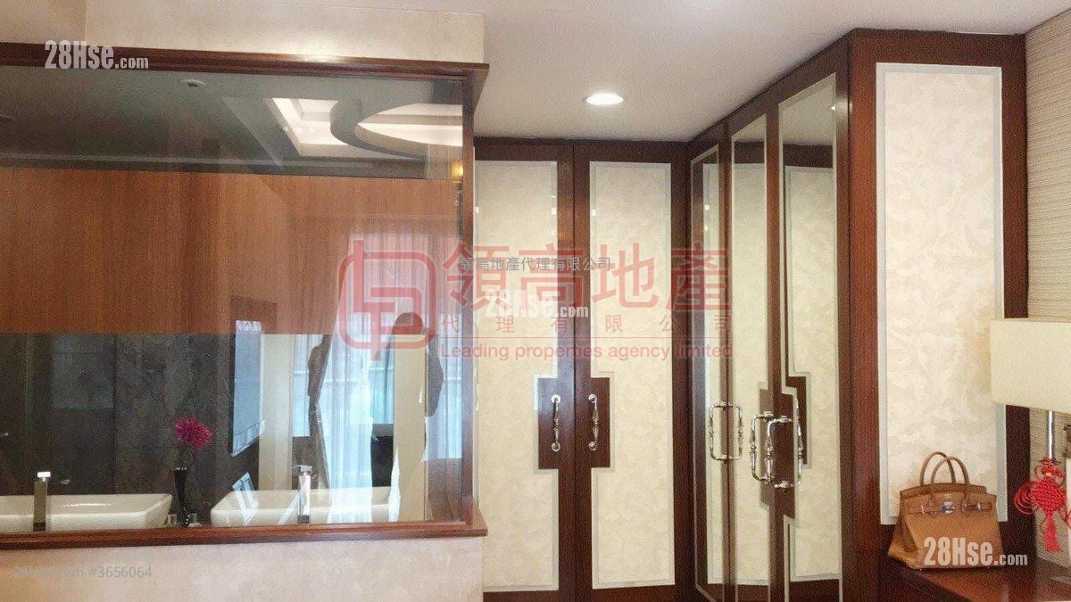 The Arch Sell 3 Bedrooms , 2 Bathrooms 934 ft²