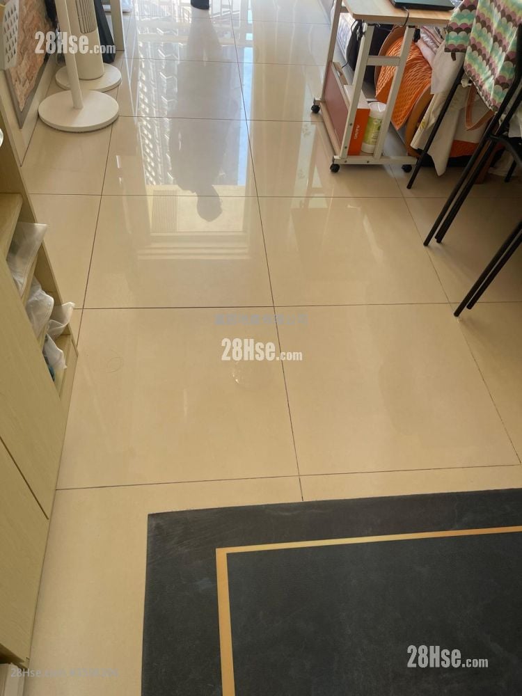 One New York Sell 2 Bedrooms , 1 Bathroom 460 ft²