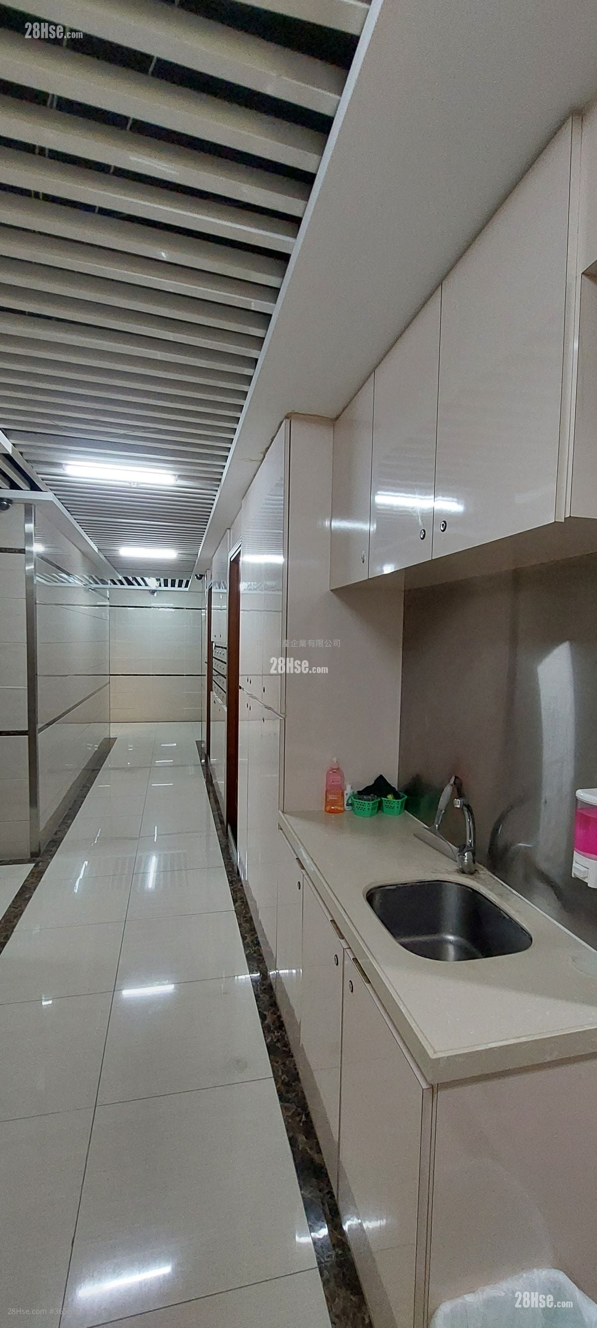 怡生工業大廈 租盤