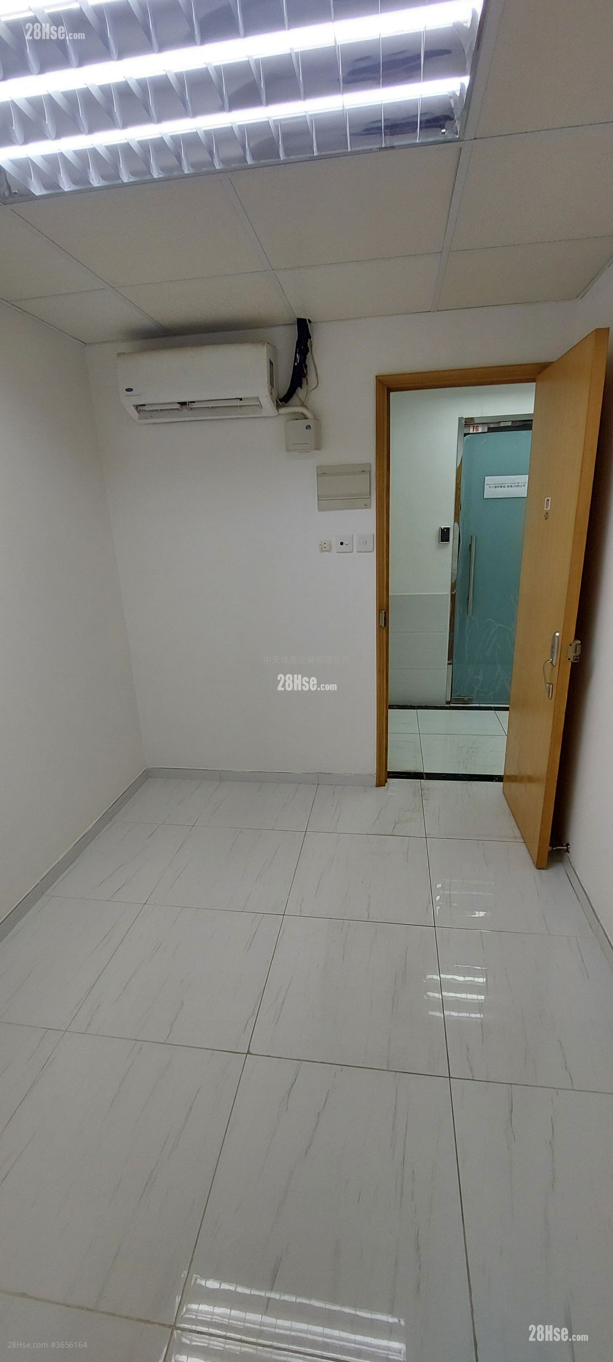 怡生工業大廈 租盤