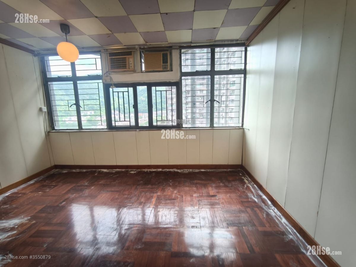 Kwong Yuen Estate Sell 2 Bedrooms , 1 Bathroom 443 ft²