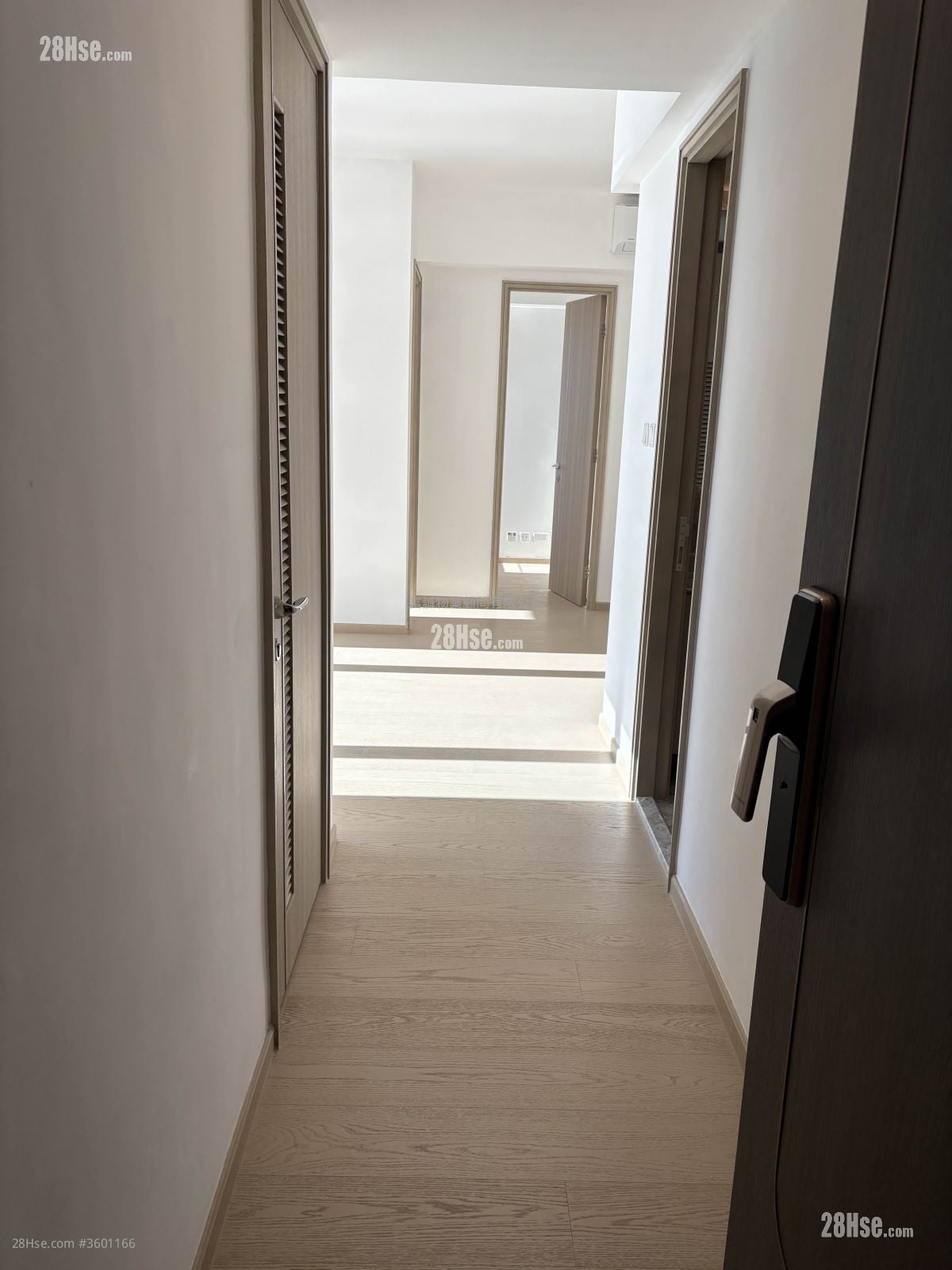 亲海駅 售盘 3 房 , 2 浴室 707 平方尺