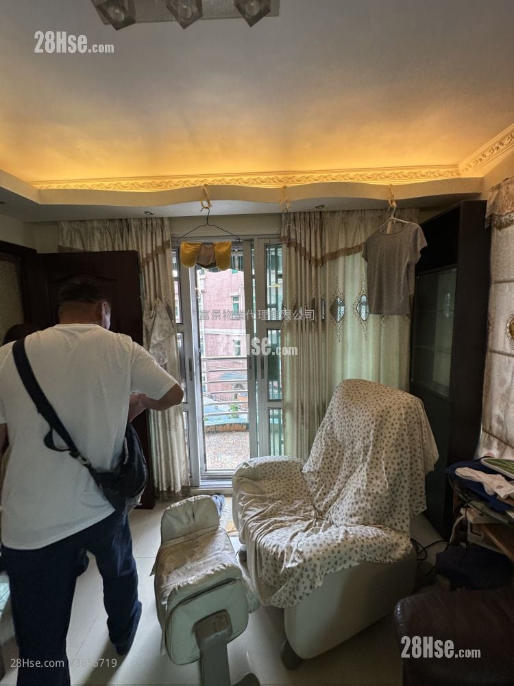 Fortune Villa Sell 3 Bedrooms , 1 Bathroom 653 ft²