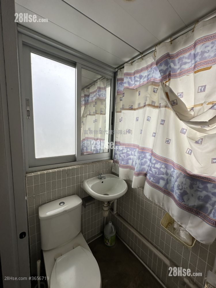 Fortune Villa Sell 3 Bedrooms , 1 Bathroom 653 ft²