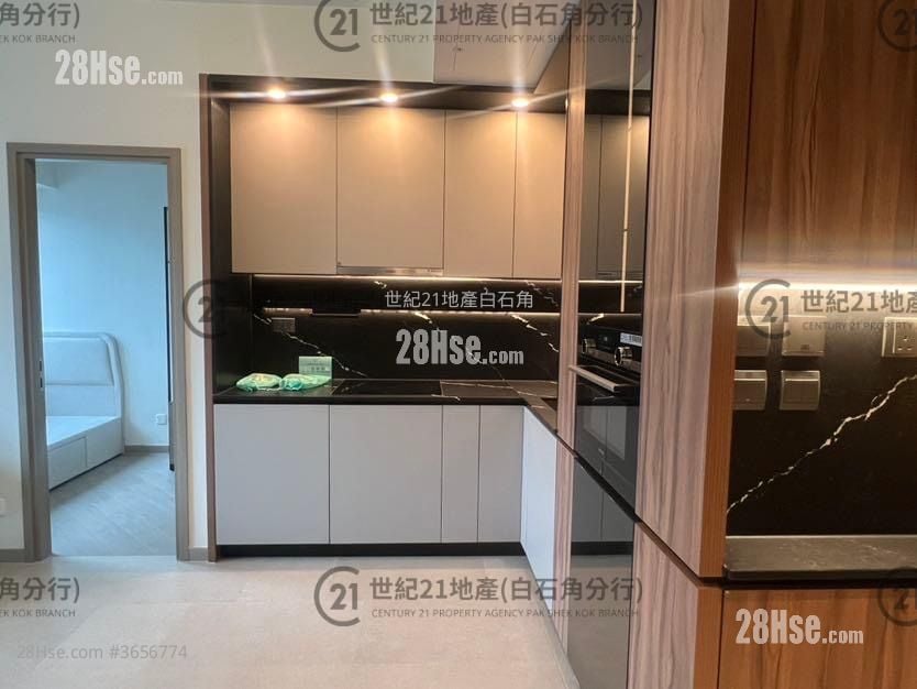 Silicon Hill Rental 400 ft²