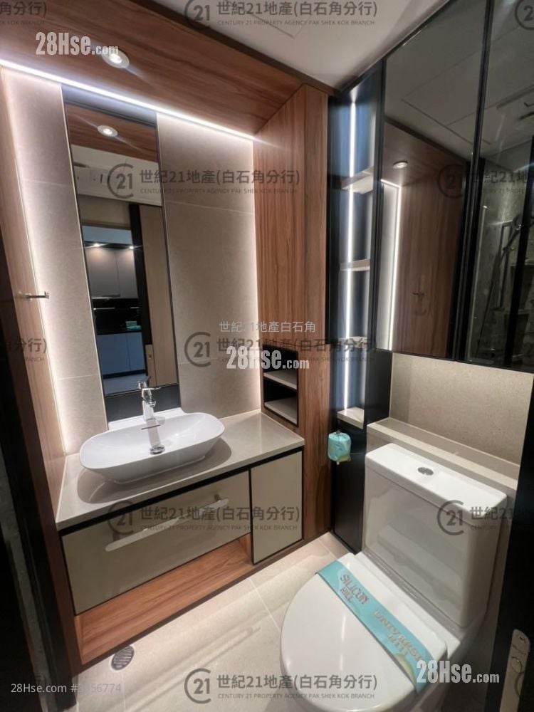 Silicon Hill Rental 400 ft²