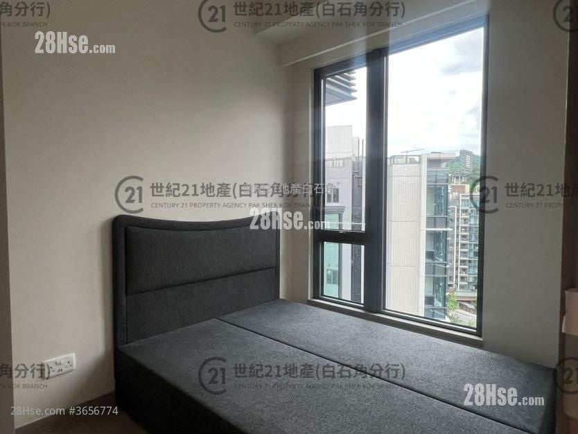 Silicon Hill Rental 400 ft²