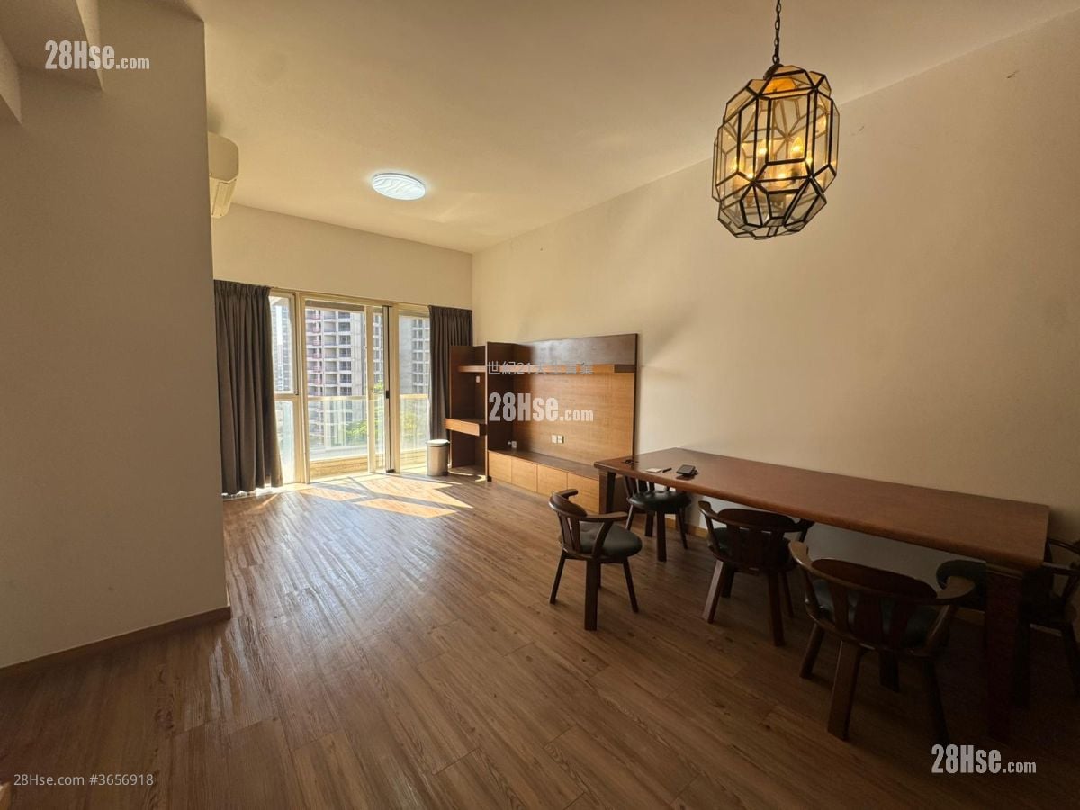 星堤 租盘 4 房 , 3 浴室 918 平方尺