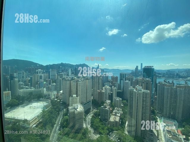 海天峰 售盘 3 房 , 3 浴室 935 平方尺