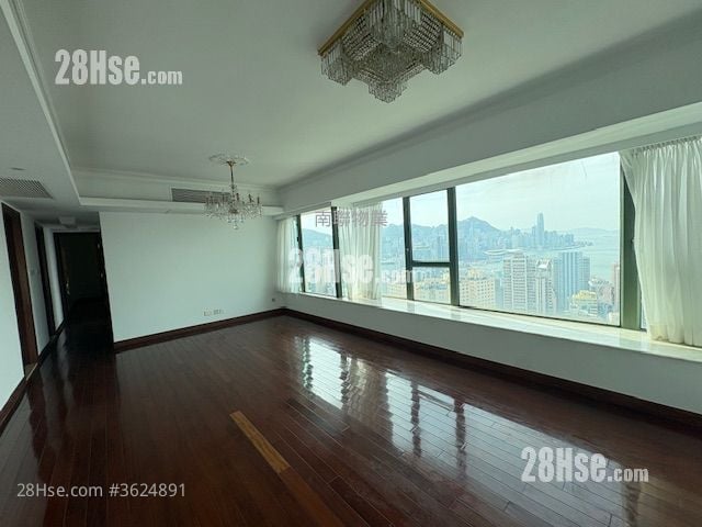 海天峰 售盘 3 房 , 3 浴室 935 平方尺