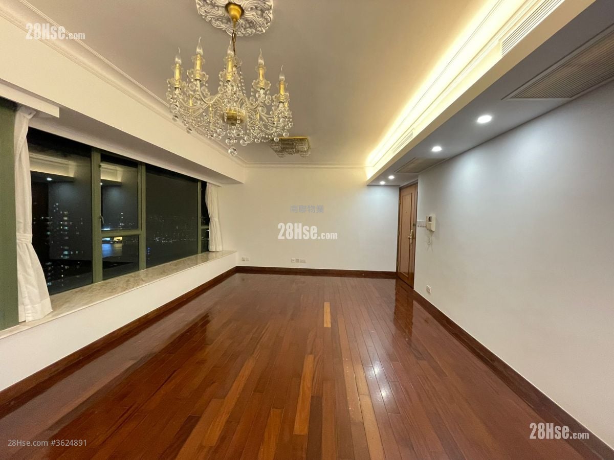 海天峰 售盘 3 房 , 3 浴室 935 平方尺