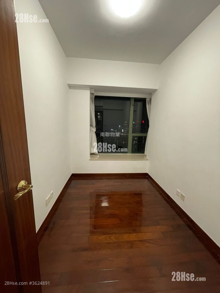 海天峰 售盘 3 房 , 3 浴室 935 平方尺